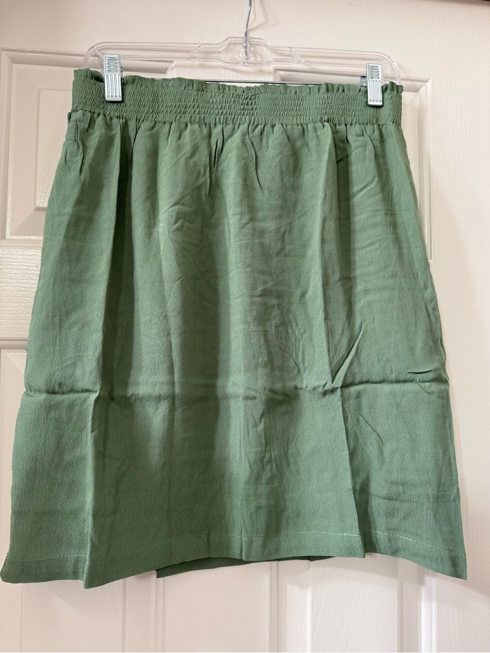 Tulip B Mint Elastic Waist Skirt with Pockets - size Medium *NWT